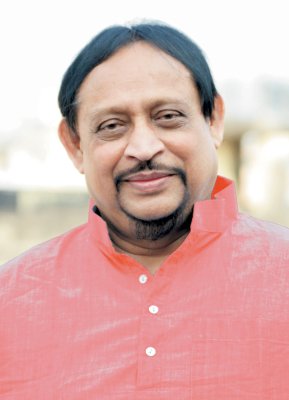 Paramapadma Dhīrānandaji