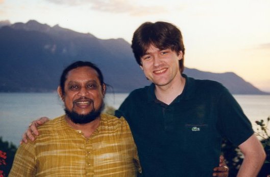 Avec Paramapadma Dhirānandaji à Montreux en août 2000